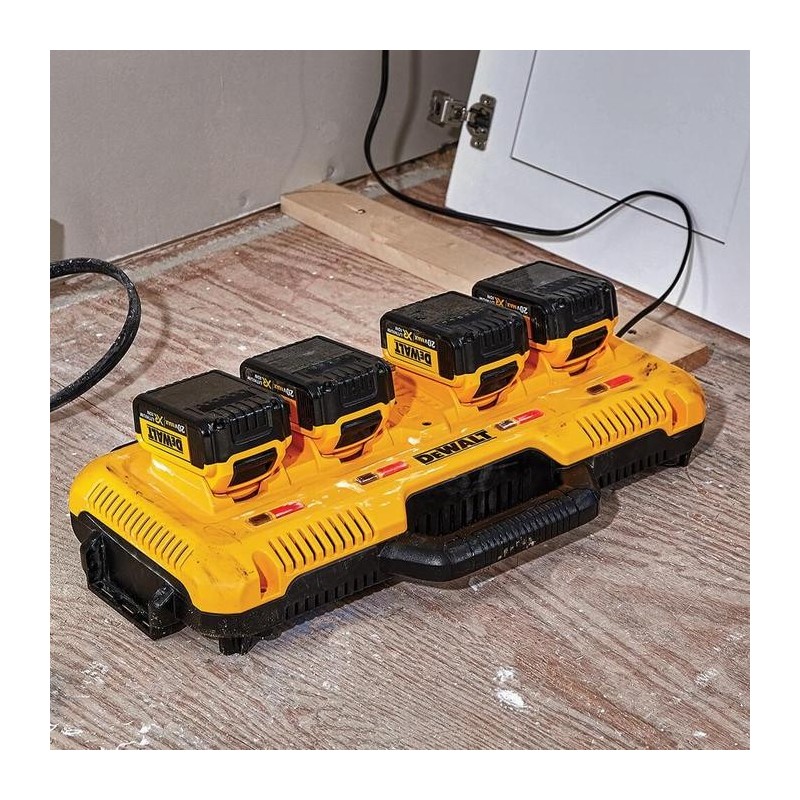 CARGADOR RAPIDO MULTIPORT DEWALT DCB104