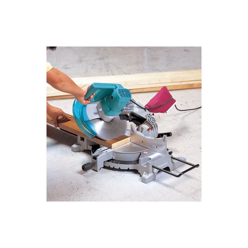 SIERRA INGLETADORA (12 PULG) 1650W MAKITA LS1221
