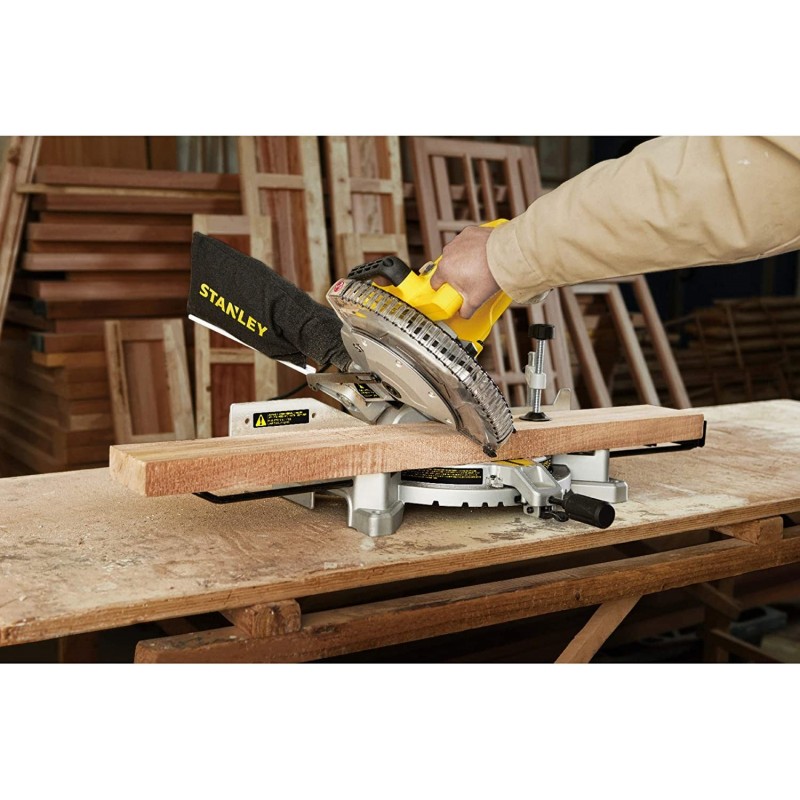 INGLETEADORA PROFESIONAL 10" 5500RPM/1650W STANLEY SM16-B3