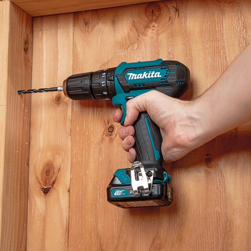 TALADRO INALAMBRICO PERCUTOR 3/8 12V 2 BAT MAKITA HP333DWYE
