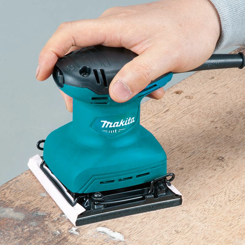 LIJADORA DE PALMA 1/4 MT VERDE MAKITA M9200B