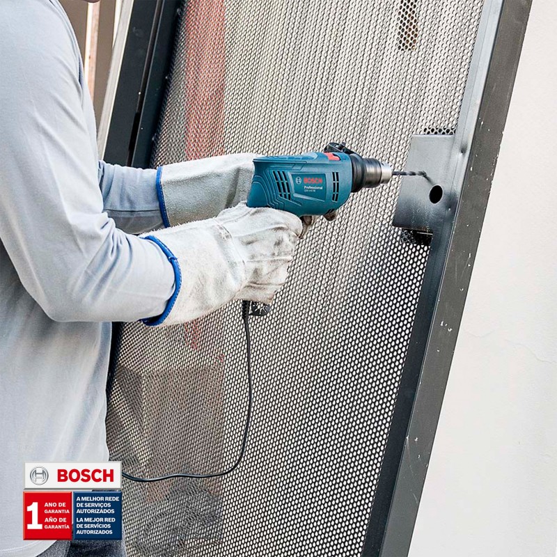 TALADRO PERCUTOR BOSCH GSB 550 RE 550W 127V CON MALETÍN