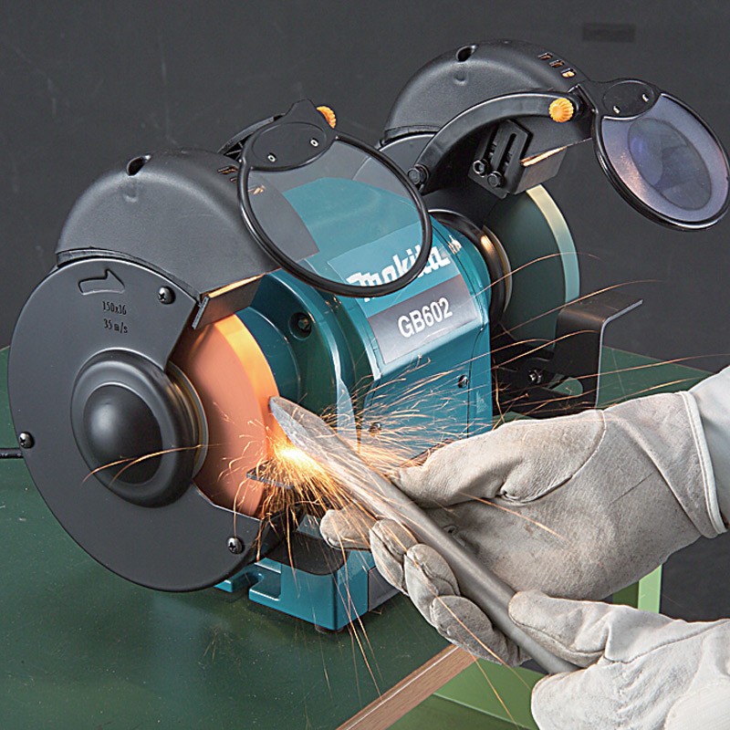 ESMERIL DE BANCO ELÉCTRICO 6'' 250W MAKITA GB602