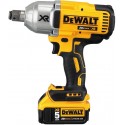 LLAVE DE IMPACTO 3/4 700 LB 2 BATERIAS 5AH DEWALT DCF897P2