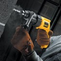 TALADRO PERCUTOR 1/2 PULG DEWALT DW505