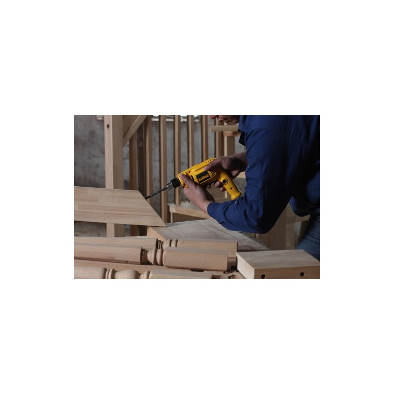 TALADRO DE ROTACIÓN INDUSTRIAL 3/8 PULG DEWALT DWD014-B3
