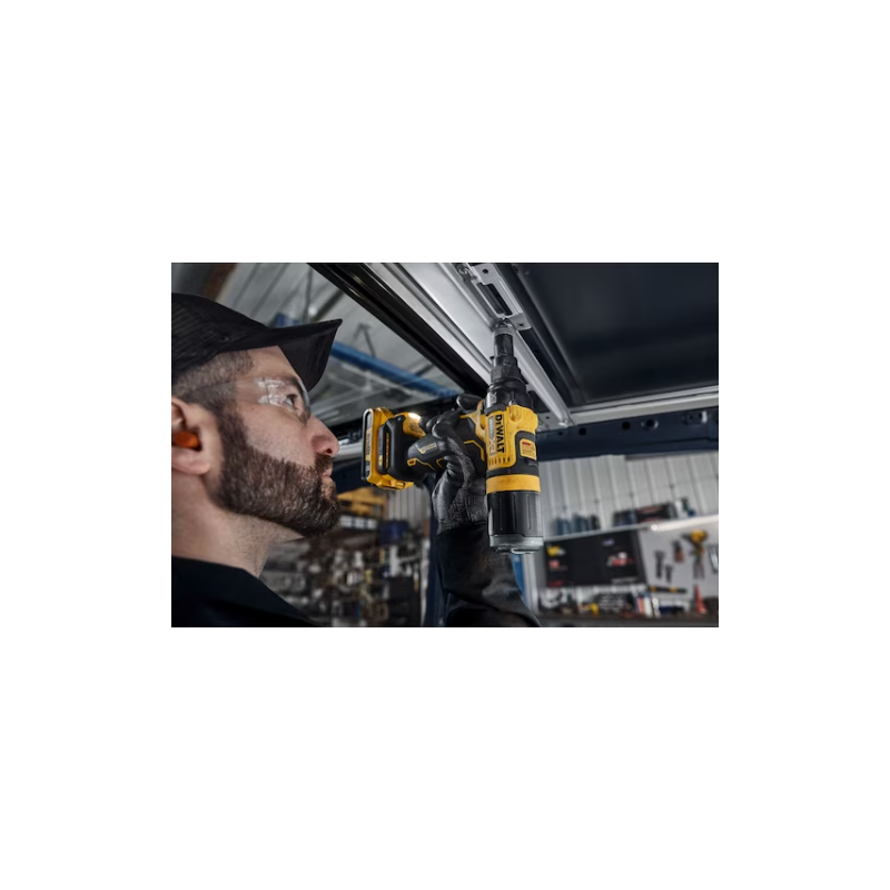 Remachadora inalámbrica DeWALT 3/16" Sin Batería 20V DCF403B