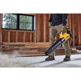 KIT SOPLADOR INALÁMBRICO DEWALT 20V BL CON BATERÍA DCBL722P1
