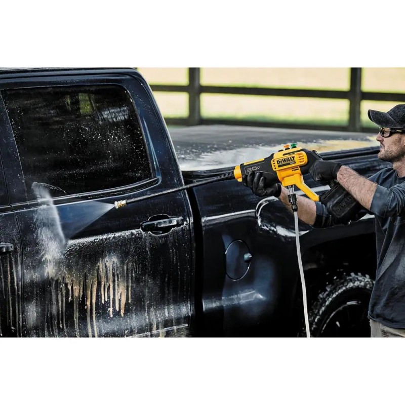 HIDROLAVADORA INALÁMBRICA DEWALT 20V DCPW550P1