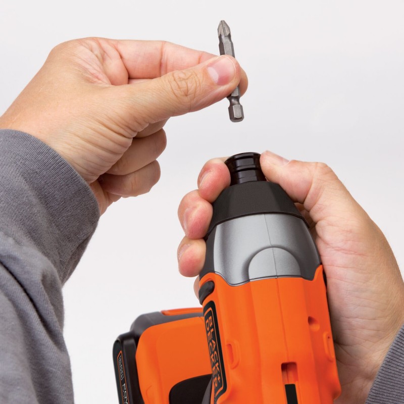 ATORNILLADOR INALÁMBRICO DE IMPACTO 20V BLACK+DECKER BDCI20C