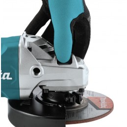 PULIDORA ANGULAR MAKITA 9" 2700W 6600 RPM GA9082