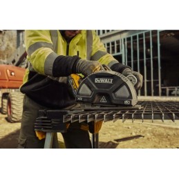 SIERRA CIRCULAR CORTE METAL 7-1/4" 20V MAX DEWALT DCS383B