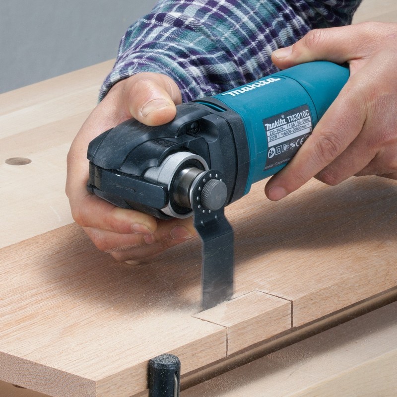 MULTIHERRAMIENTA OSCILACIONES CON ESTUCHE MAKITA TM3010CX5