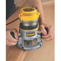 RUTEADORA DEWALT DW618K 1/2 - 2.1/4 HP 24000 RPM DW618