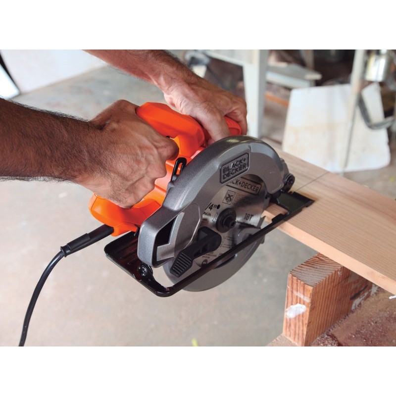 SIERRA CIRCULAR 1400W + DISCO BLACK & DECKER CS1004-B3