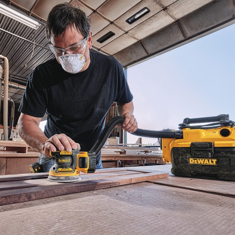LIJADORA ORBITAL INAL. 5PUL. DEWALT SIN BAT/SIN CARG DCW210B